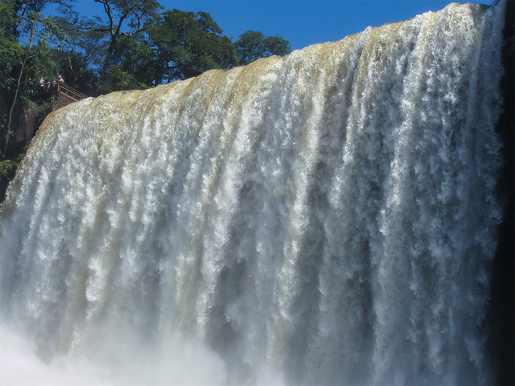 водопады-игуасу